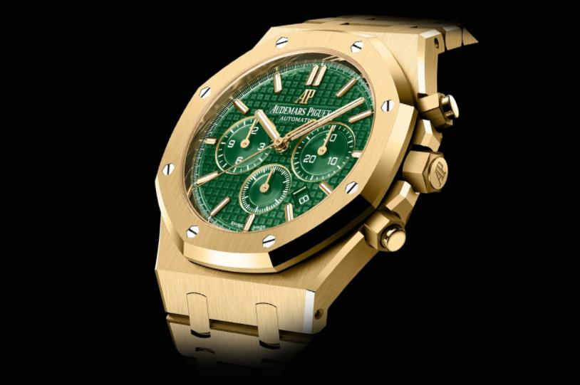 Audemars Piguet Royal Oak現(xiàn)在是一款精益綠色全鉑金機(jī)器